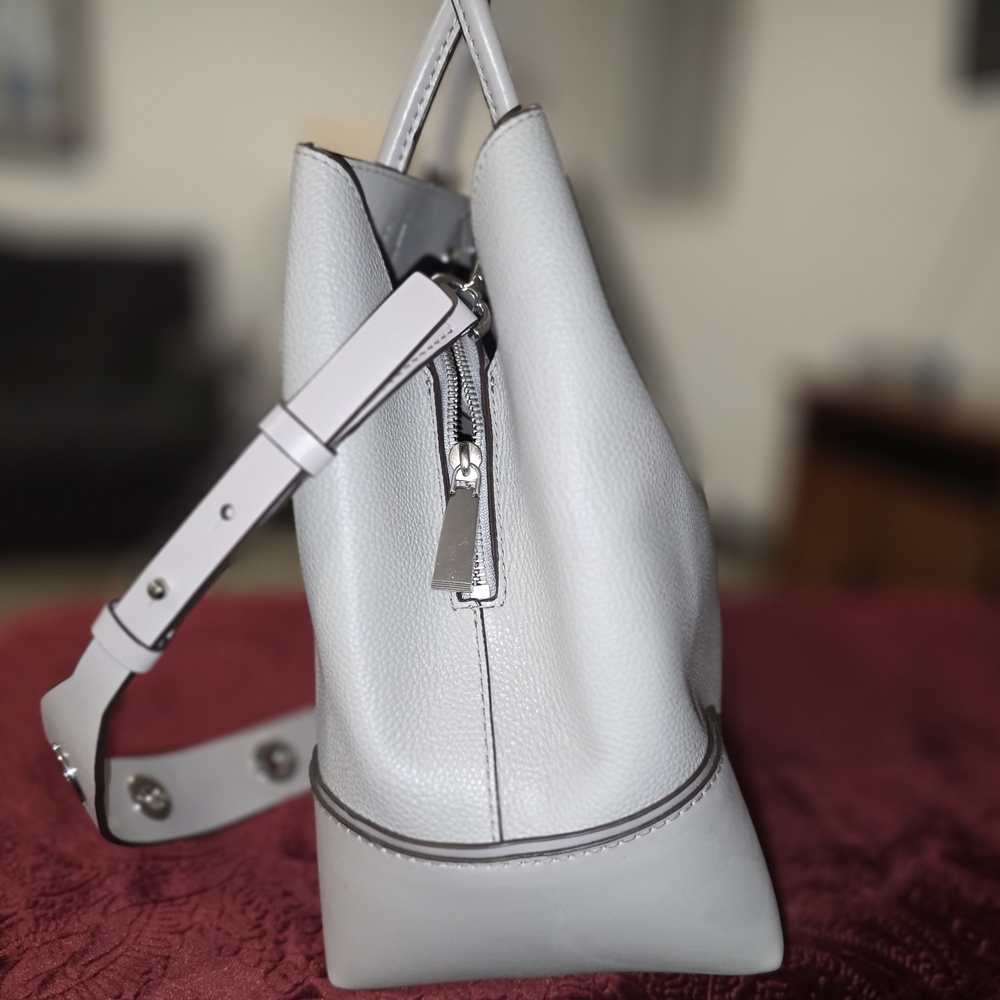 Michael Kors Light Gray Tote Bag - Picture 5 of 15